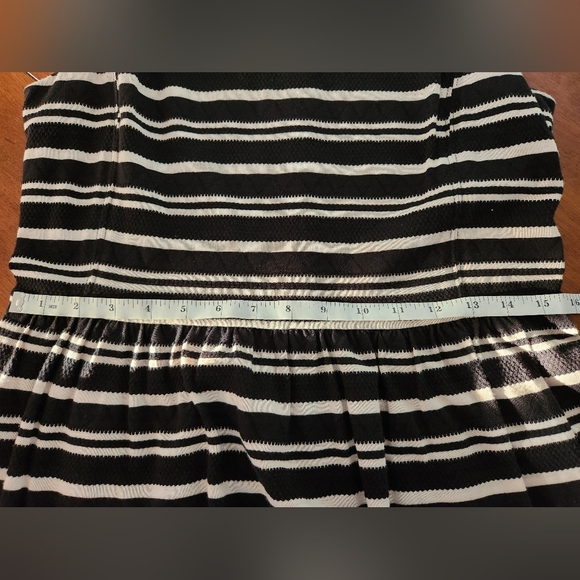 J. Crew Dress Fitted and Flare A-Line Cream Ivory Striped M Academia Preppy - Picture 7 of 9